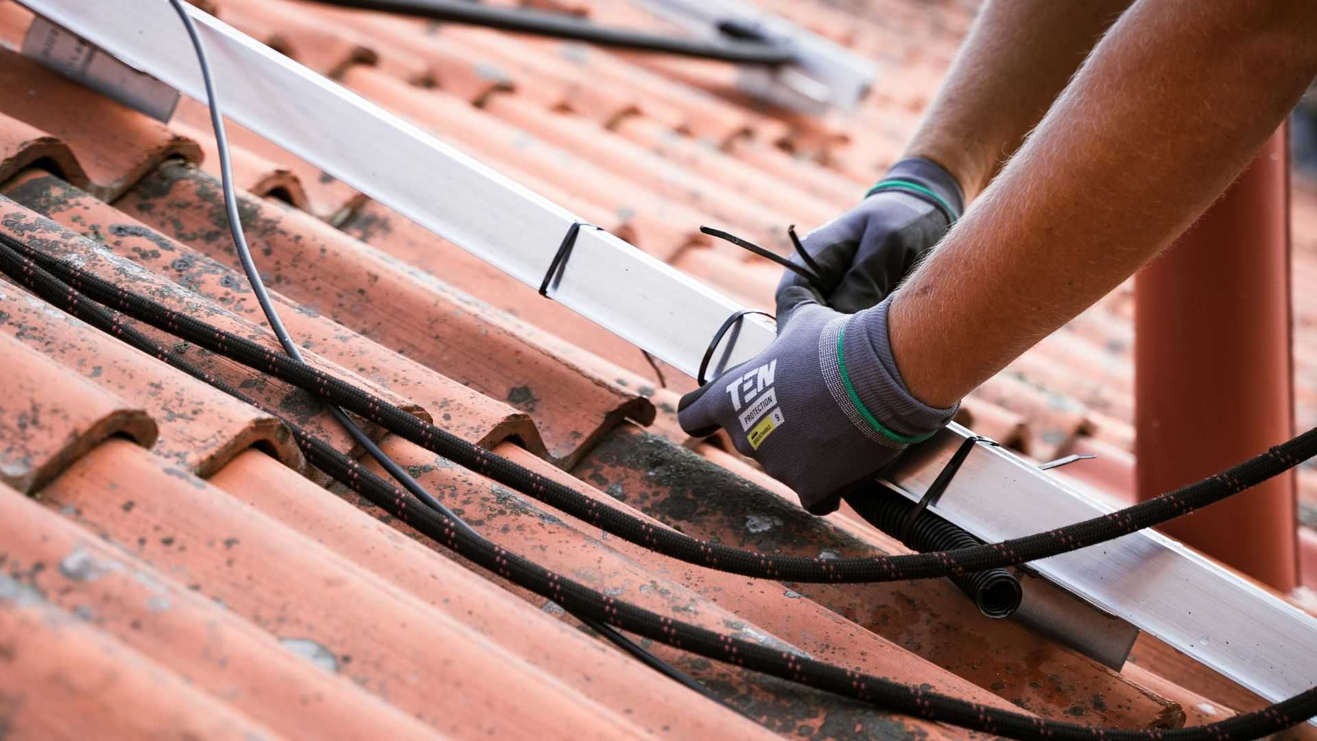 Program Gentengisasi Dimulai, Pemerintah Borong Genteng Rp3 Miliar